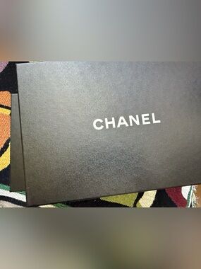 CHANEL Empty Shoe Box / Heels Size 39